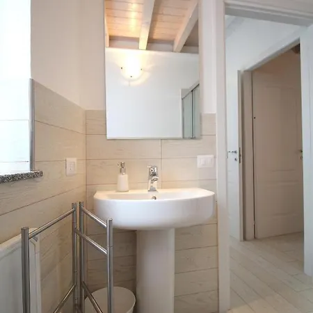 Lakefront Cadorna - Affitti Brevi Italia דירה *